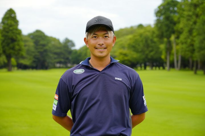 35ヤード以上離れたバンカーから脱出したい！ダフらず打つカギは“ひざの高さ”