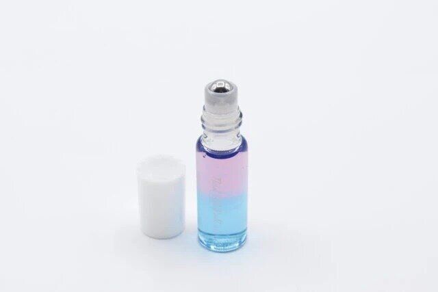 セリアの安くて可愛いネイルオイル ロールオン