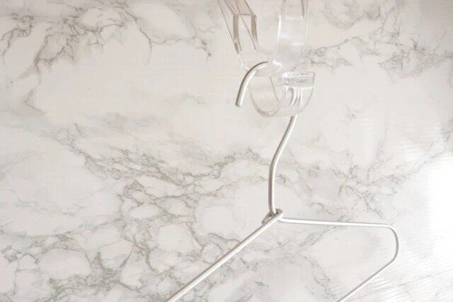 ダイソーの鴨居フック2