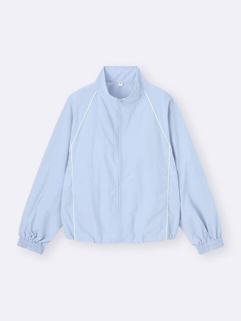 GUのナイロントラックジャケット