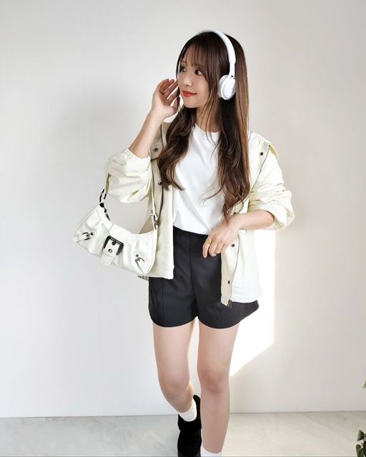 ショートパンツ×UNIQLOのホワイトの「ルーズソックス/3足組」