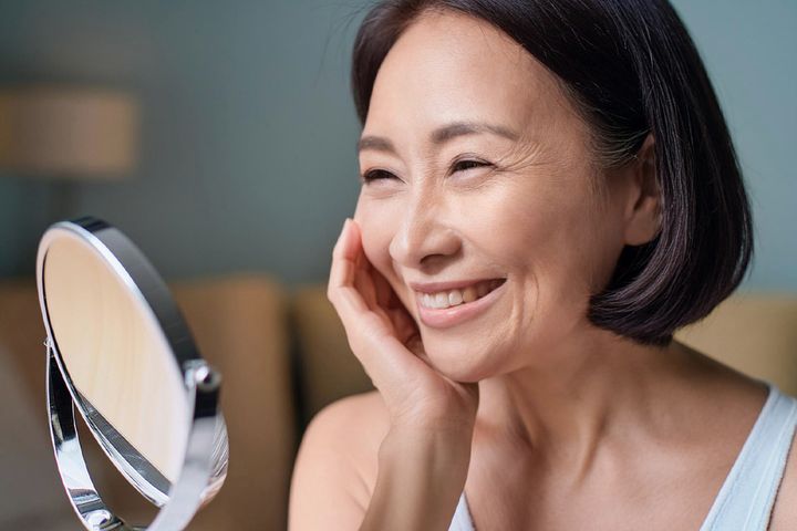 ミドルエイジの女性のイメージ