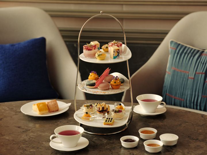 「アフタヌーンティー with Art by Tomokazu Matsuyama」10,100円（税・サ込）