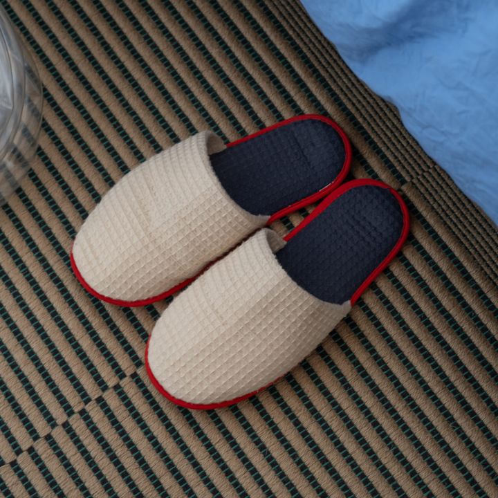 HAYのWAFFLE SLIPPERS