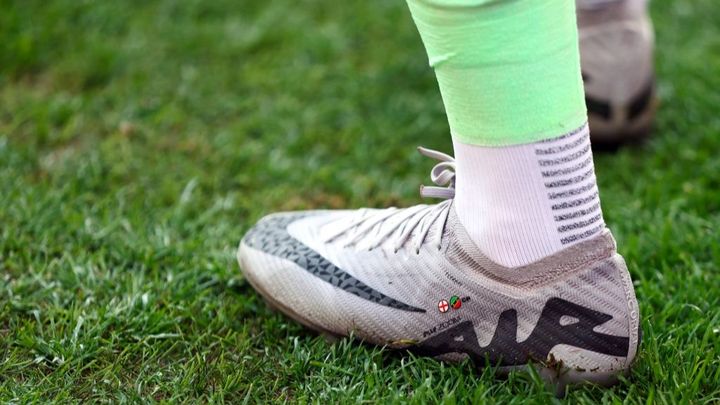 期待の18歳が試合中の事故で脳死…医師は生命維持装置を切るように勧めるも家族は反対