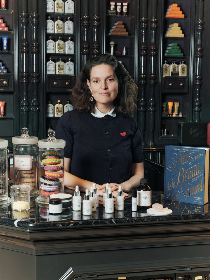 1803年創業の総合美容専門店〈オフィシーヌ・ユニヴェルセル・ビュリー〉