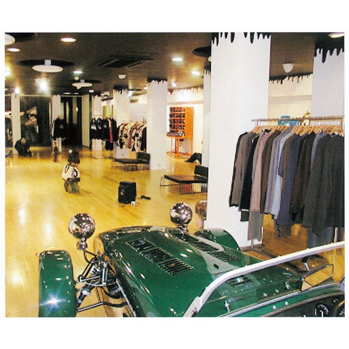 ロンドンの老舗百貨店〈リバティ〉メンズ館のバイヤー兼ディレクターになり、リニューアルに成功