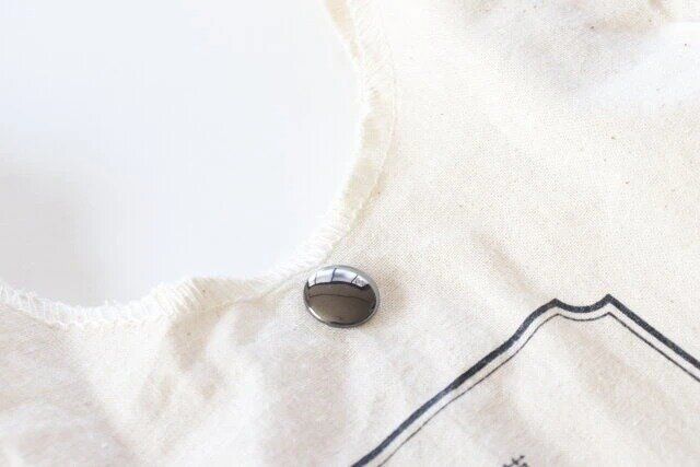 ダイソーのおしゃれなワンタッチホック