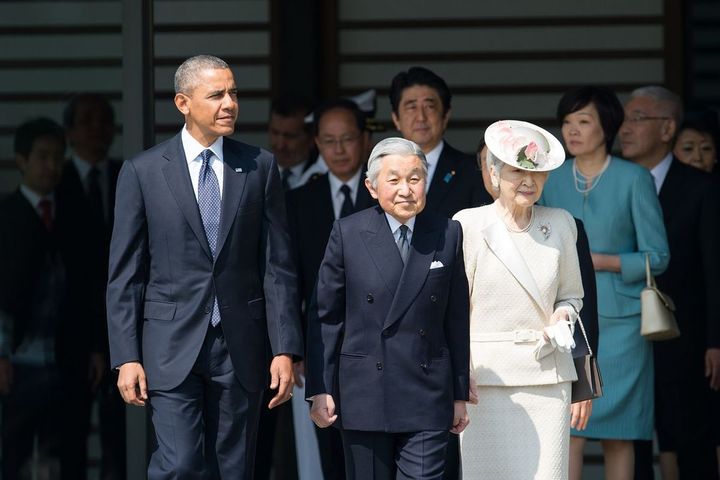 バラク・オバマ大統領、安倍晋三首相、昭恵夫人と会見した明仁天皇、美智子皇后