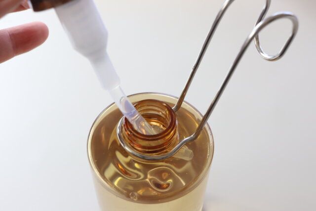 セリア ハンギングステンレススリムボトルホルダー 使い方