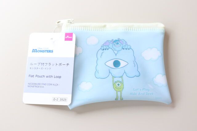 ダイソー ループ付きフラットポーチ モンスターズ・インク 商品タグ