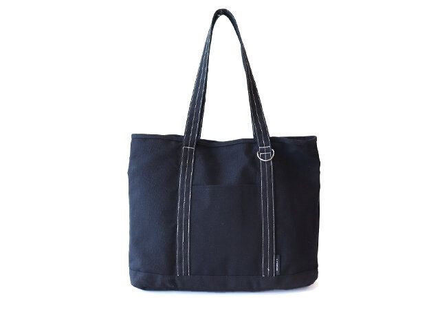 A. STANDARD 6ポケット仕切りつきトートバッグ 正面