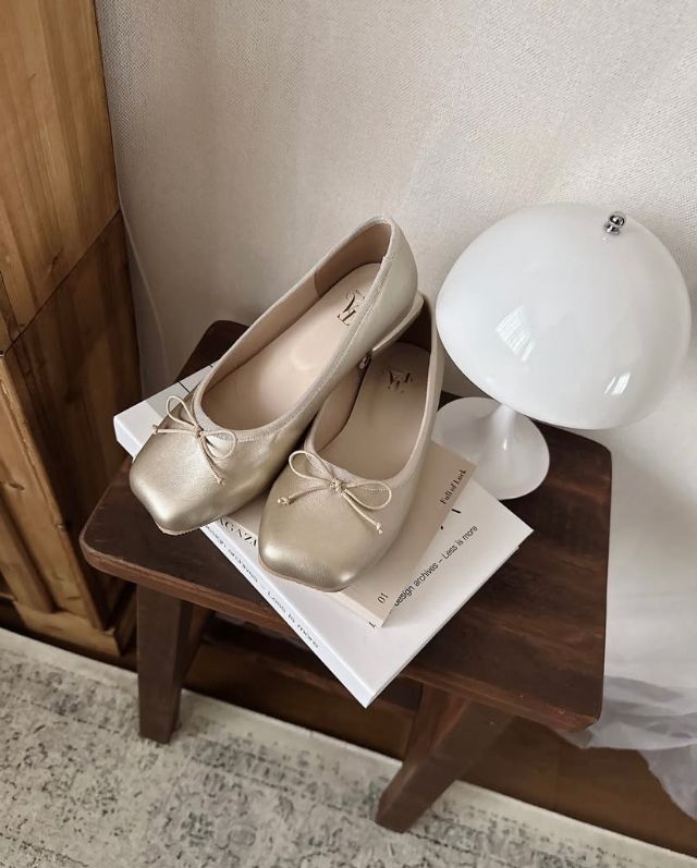 タルバイユミパンプス