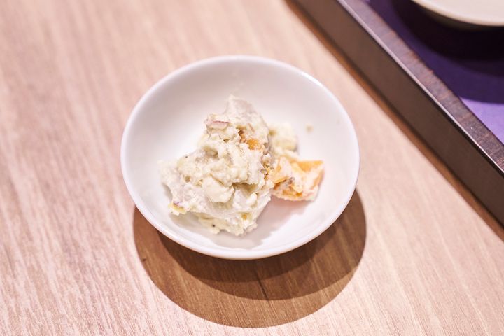 「季節の副菜」。取材時は、サツマイモ・ニンジン・蓮根の白和え