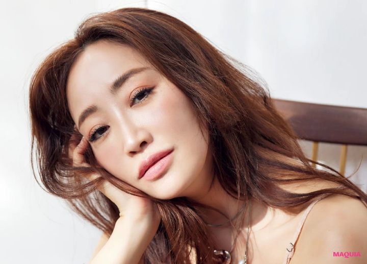 神崎 恵流「春のピンクメイク」。ピンクを休んでいた大人こそ楽しみたい！_3