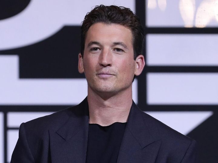 画像: マイルズ・テラーが弁護士役で『マイケル』に出演