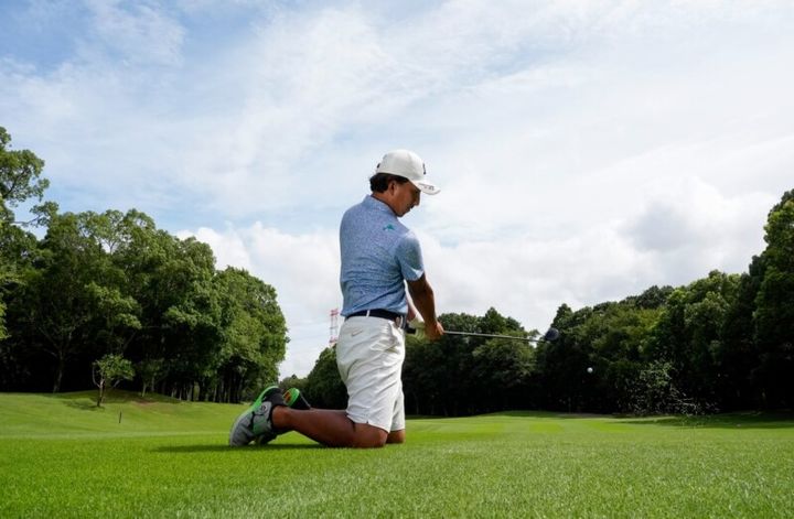 FWがどうしてもダフってしまう…苦手の克服に“ヒザ立ちドリル”をやってみて