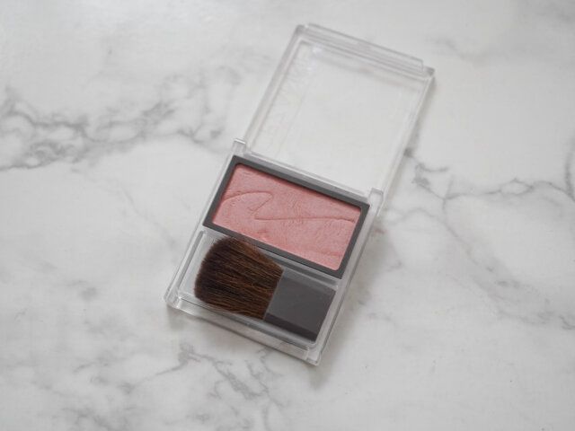 セザンヌ チークブラッシュ 01 フォギーローズ