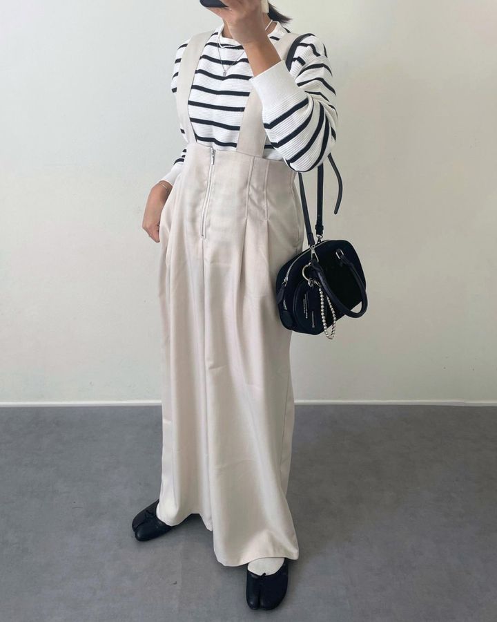 画像: アイボリーサロペの春コーデ①
