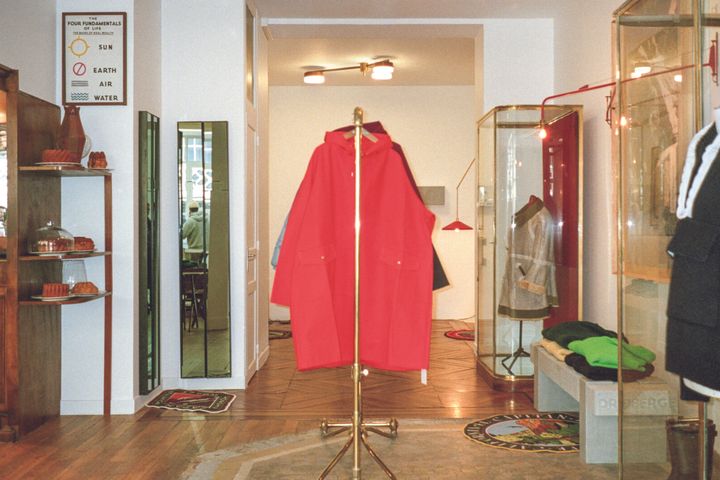 オリジナルブランドの〈DIE DREI BERGE〉