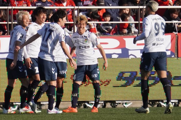 守れば完封、攻めれば芸術ループ弾！オリジナル10の名門が悲願のJ1復帰に向けて好発進