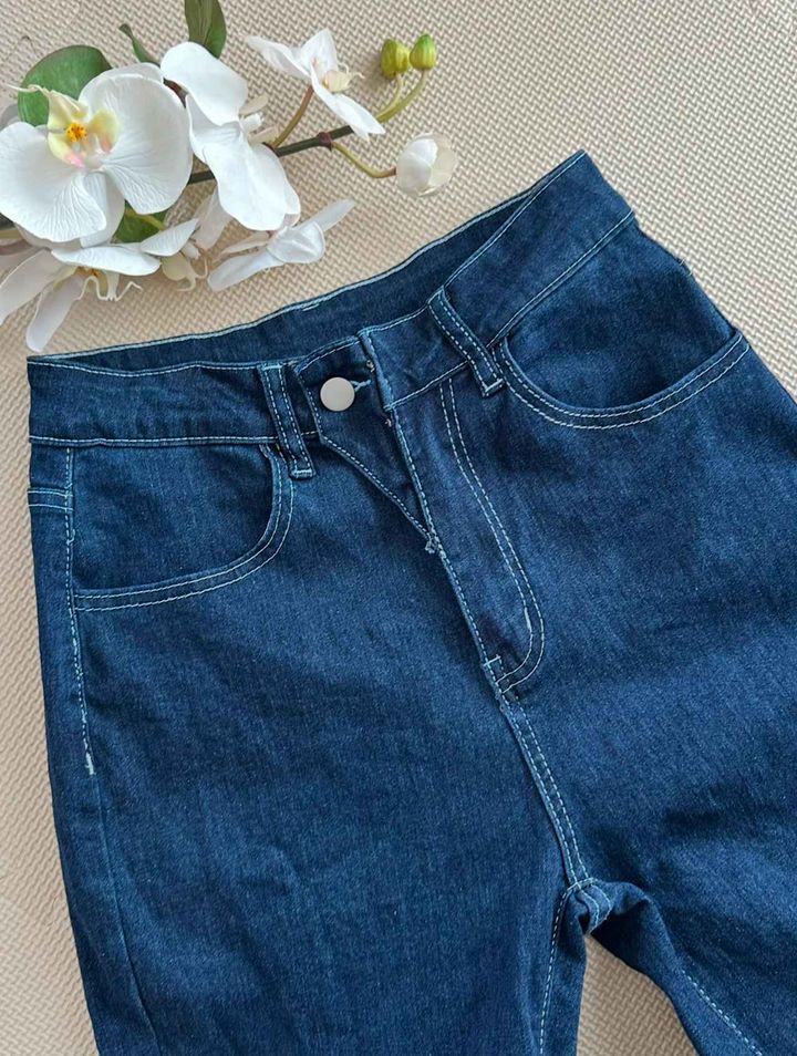 画像: 迷ったら即買い！ SHEINのフレアデニムパンツ