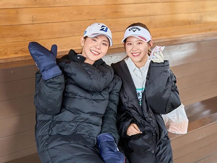 吉田優利・鈴姉妹、新しい契約を締結！「初めての…」とコメント