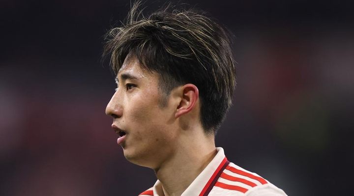 25歳日本代表DFの復帰でライバルのスター選手がピンチ！「降格危機選手にとって脅威」