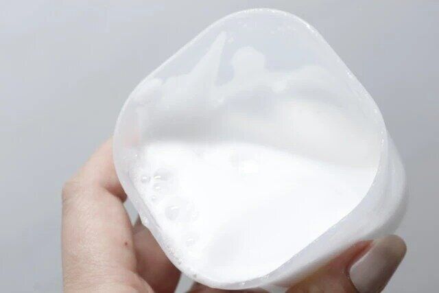 ダイソー タオルバーに掛けられる洗顔フォーマー