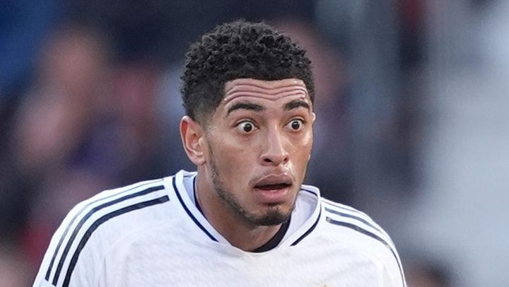 21歳世界的スターのFワード退場騒動、宿敵監督が苦言 「敬意の欠如、無礼」