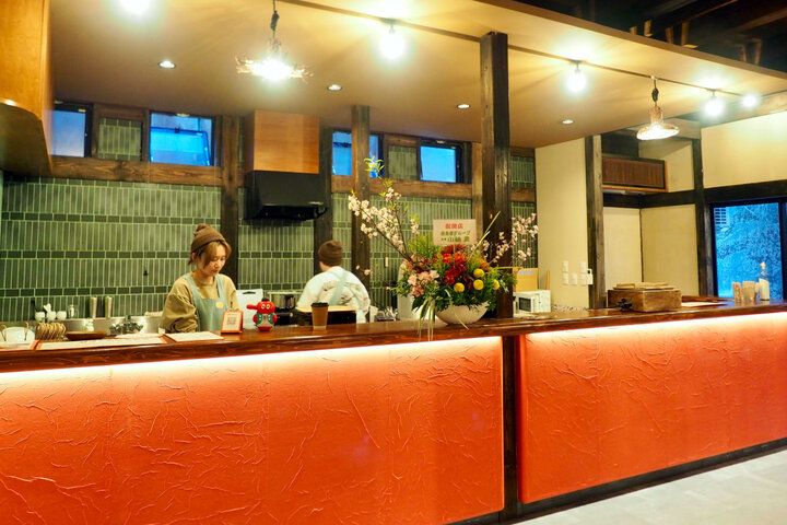 草津・湯畑すぐ♪ 築120年のレトロな古民家をリノベしたこんにゃくスイーツ専門店「菓匠 迦葉」がオープン