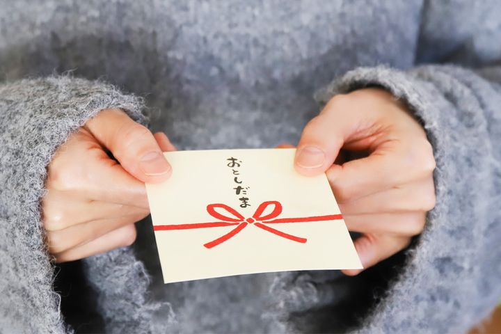 お年玉、ポチ袋に入っているのを渡されるからうれしい、という思いも？
