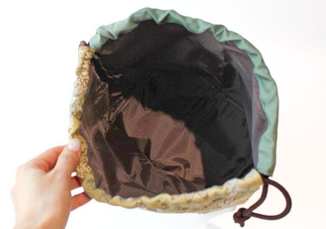 リンネル4月号通常版のムーミン巾着バッグ メイン収納