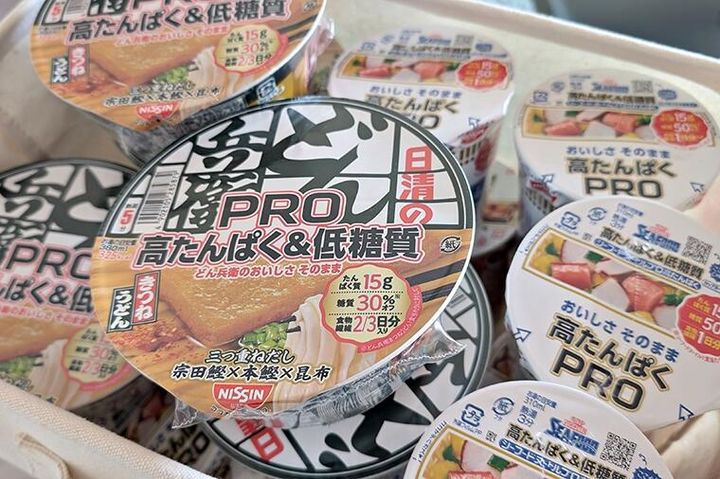 どん兵衛とカップヌードル