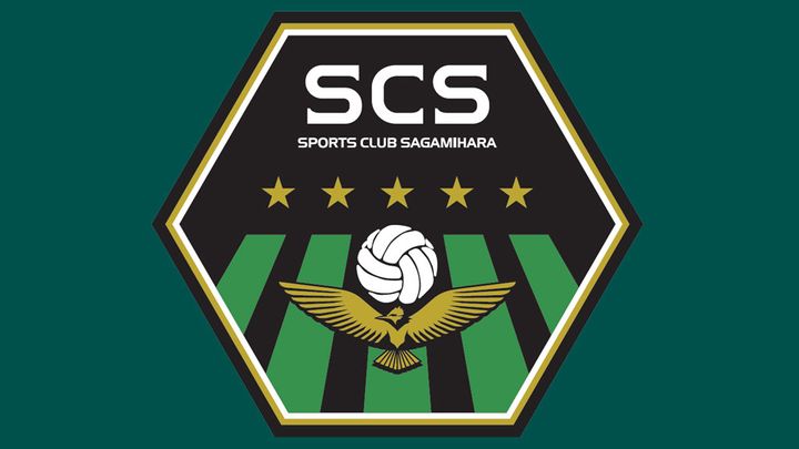 SC相模原、2025ユニフォームは美しき「ヴェルデネロ」に！UMBROのセンス光る洗練デザイン