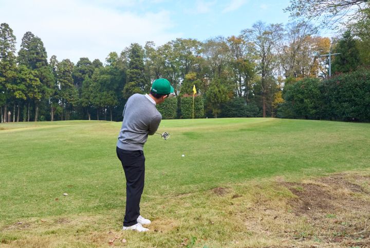 「アマチュアにオススメは…」アプローチに最適なのはパター？ウエッジ？