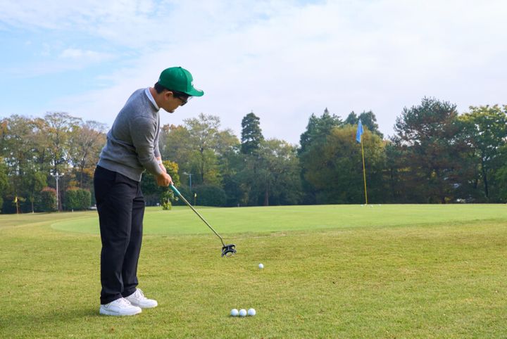 「アマチュアにオススメは…」アプローチに最適なのはパター？ウエッジ？