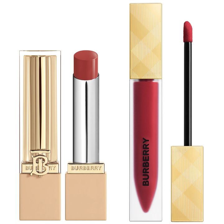 〈左から〉ブリット シャイン 全14色（写真は93） 各￥5,720 キス リキッド マット 全13色（写真は97） 各￥5,720（ともに2月26日発売）