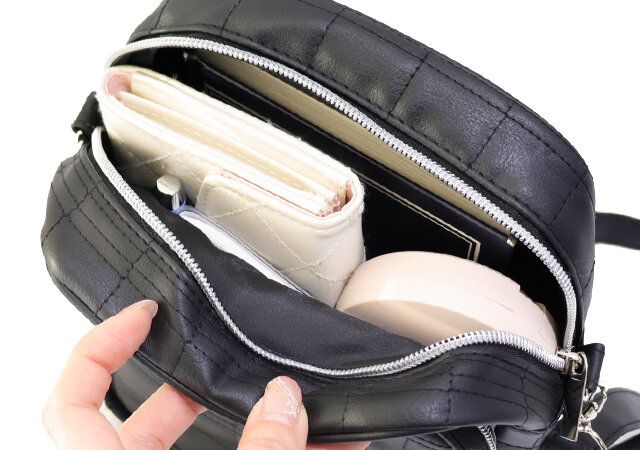 エゴイスト付録ショルダーバッグ 長財布も入る
