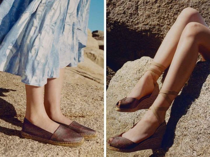 画像: 左｜フラットシューズ￥52,800、右｜レースアップサンダル[ヒール高8cm]￥60,500 出典：エトロ