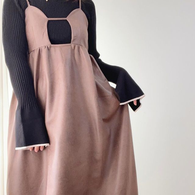 しまむら「レザービスチェジャンパースカート」