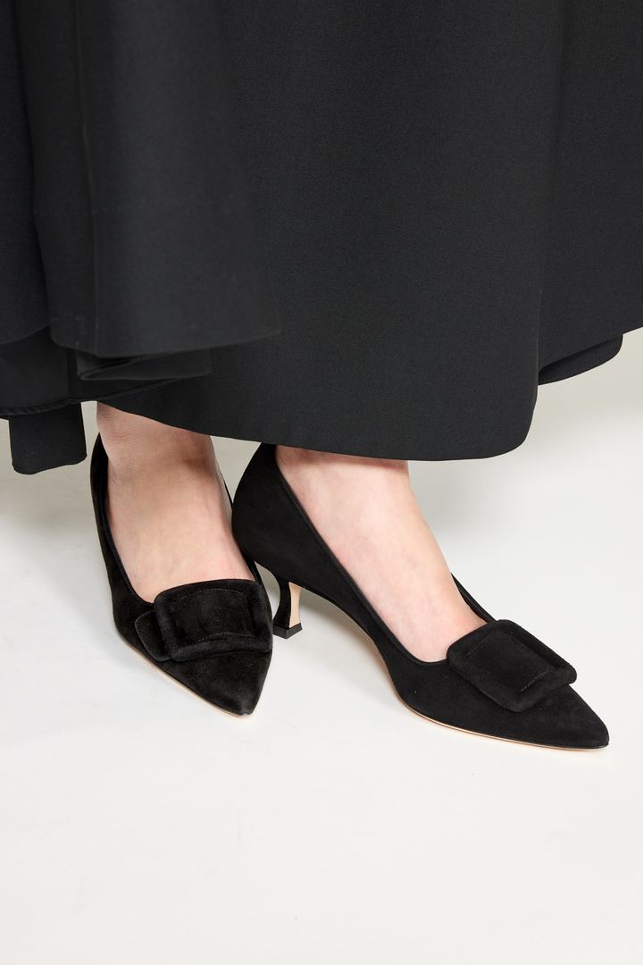 クラウドチームVERY山田絵梨さんさんのセレモニーパンプス,MANOLO BLAHNIK