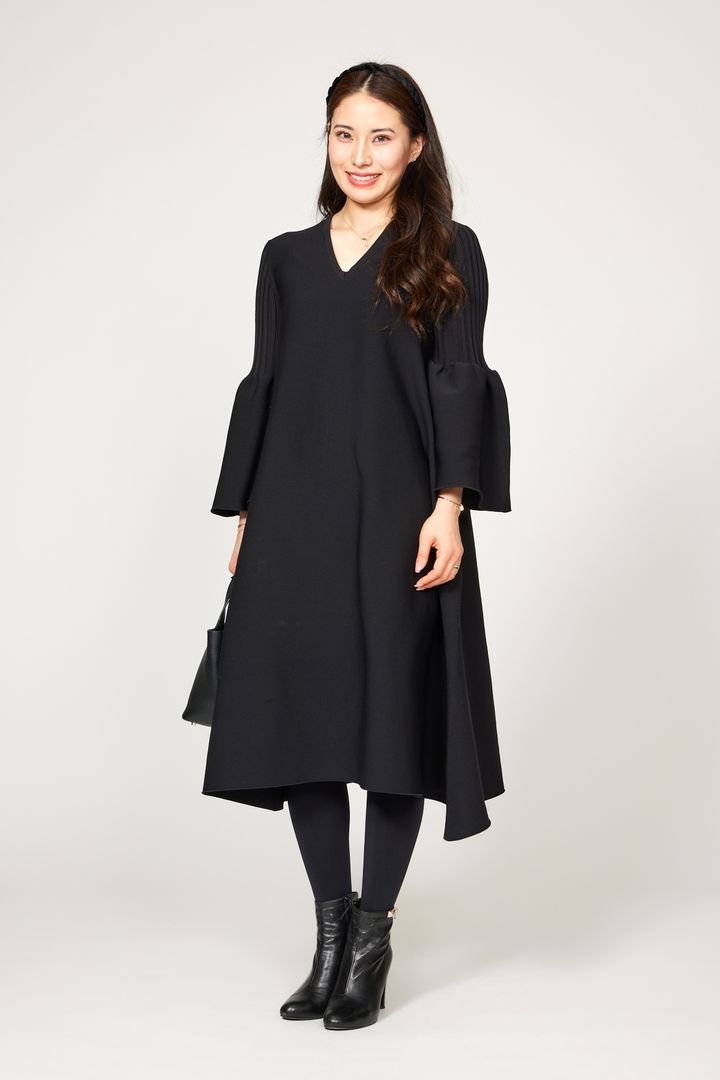 クラウドチームVERYデラクナー友理のセレモニーコーデ全身