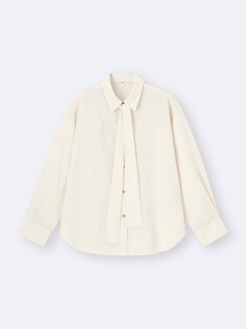 GUのボウタイシャツ