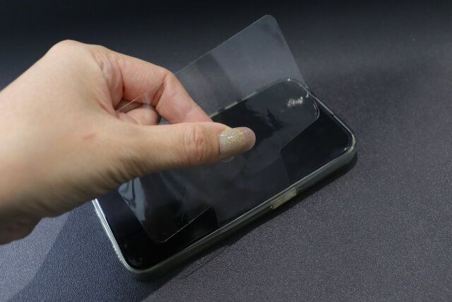 トラベル用PVCスマホホルダー 装着後