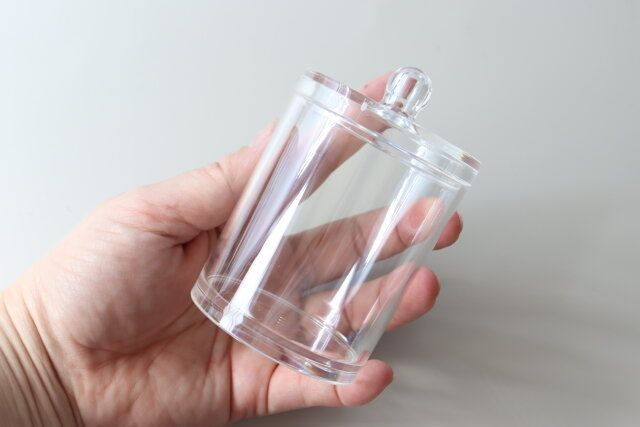 ダイソー コスメ収納ケース（フタ付、ラウンド）