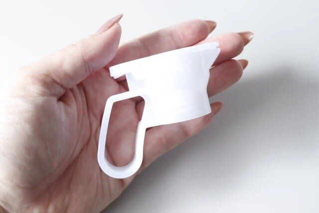 セリア 注ぎやすい ペットボトルキャップ