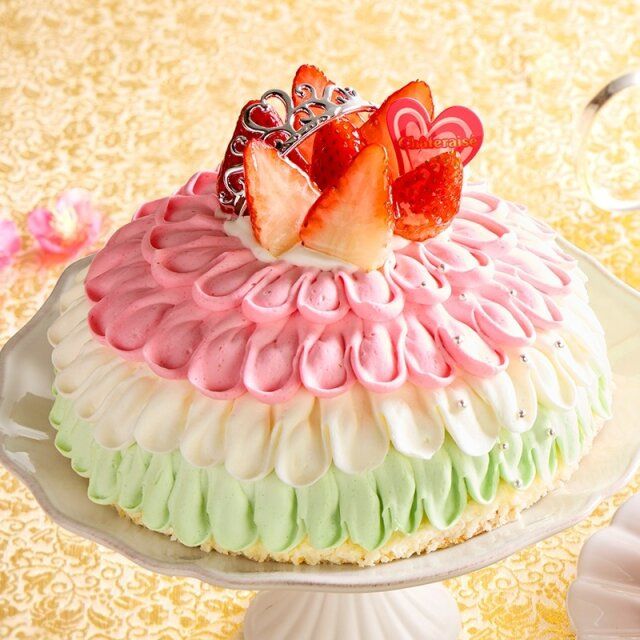 シャトレーゼ 桃の節句 きらぴ香苺のフリルデコレーション15cm