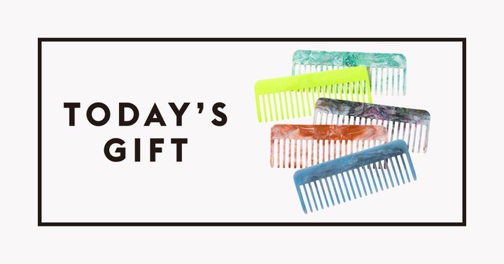 〈RE=COMB〉のヘアコーム