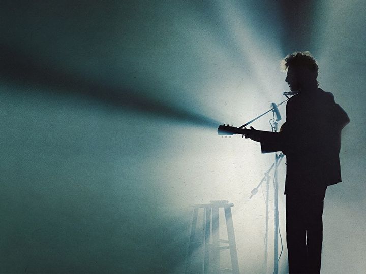 ディランは2016年、ミュージシャンとして初のノーベル文学賞を受賞する